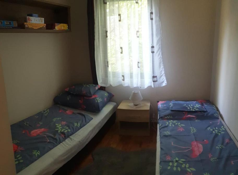 Fuege-Fa-Haz Vasarosnameny - Gergelyiugornya Apartment Luaran gambar