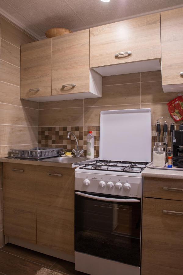 Fuege-Fa-Haz Vasarosnameny - Gergelyiugornya Apartment Luaran gambar